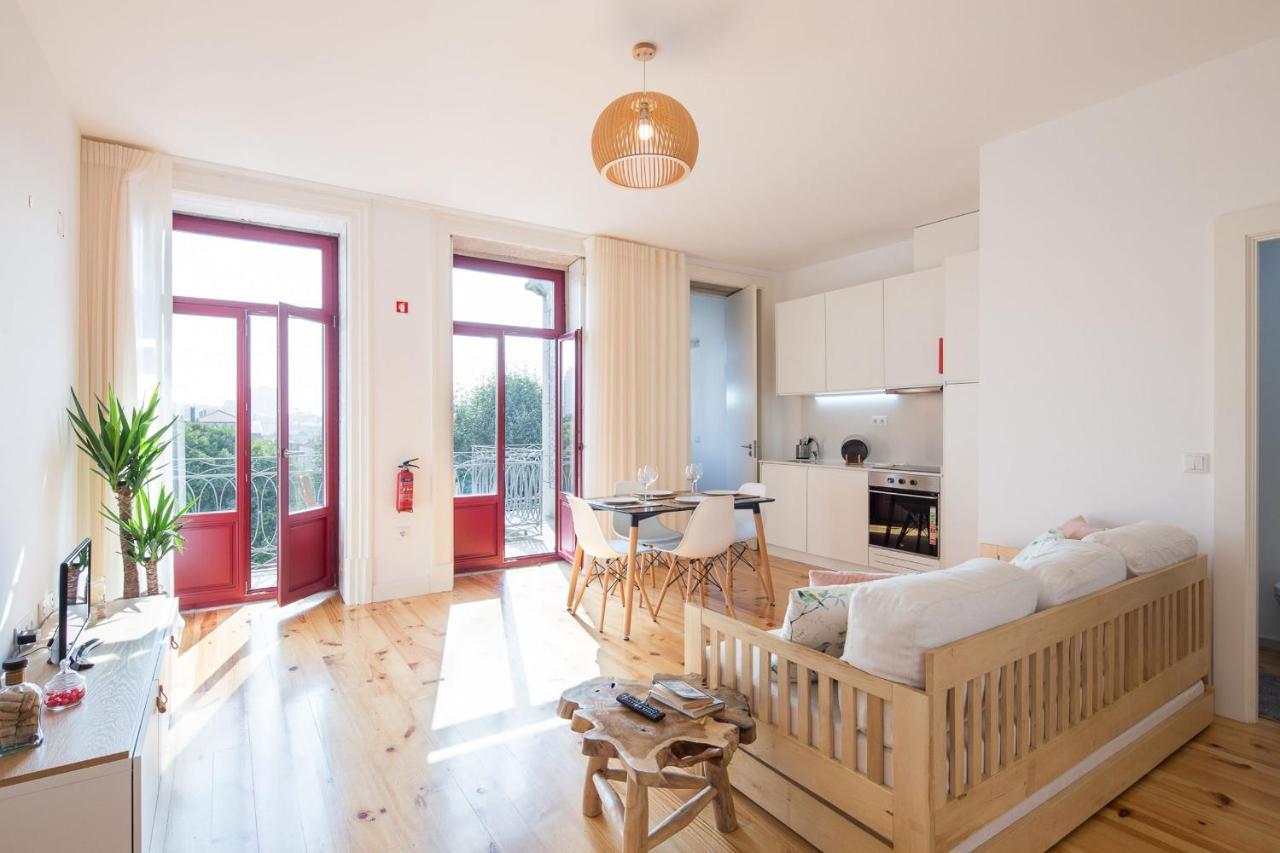 Lovelystay - Martires Boutique Flat Porto Exterior photo
